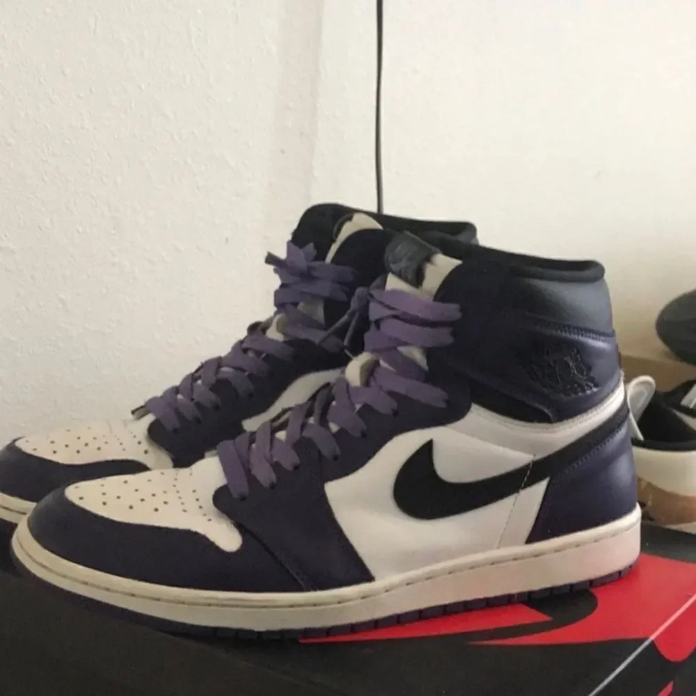 Jordan 1 court purple size 11 Nike dunk yeezy